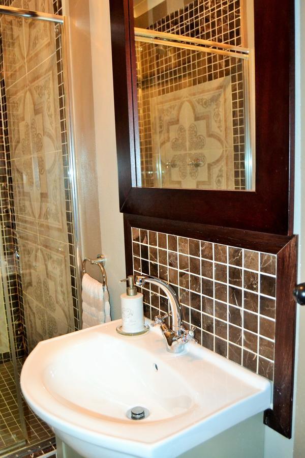 Versailles Self-Catering Wellington Ngoại thất bức ảnh