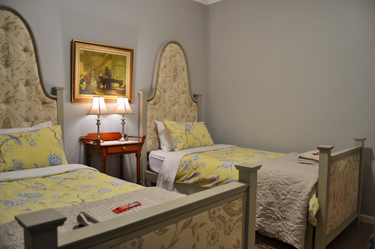 Versailles Self-Catering Wellington Ngoại thất bức ảnh